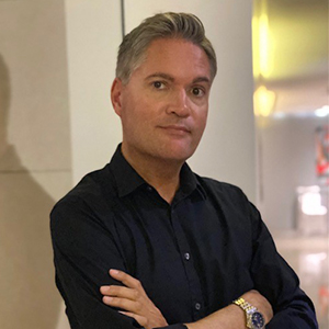 Russell Younghusband_300x300