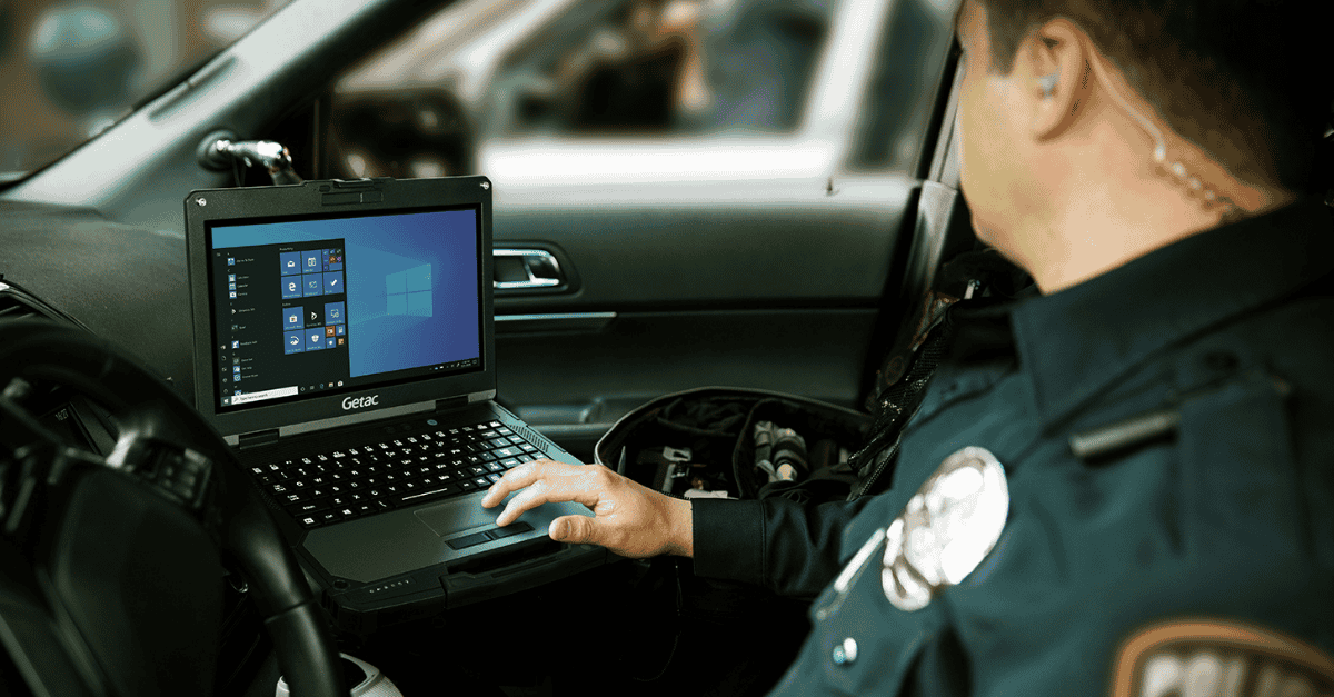 Getac B360 is not only MIL-STD-810H certified, it is also 5G ready for fast connectivity. With this kind of connected computing technology, drivers can receive and modify assignments as they become available, collect data, and file reports directly into their respective data networks.