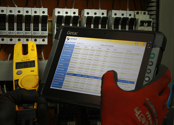 Remica uses Getac T800 rugged tablets to deliver their energy-savings solutions with greater efficiency