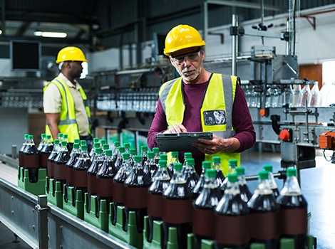 Siete razones para elegir dispositivos robustos – Planta de producción